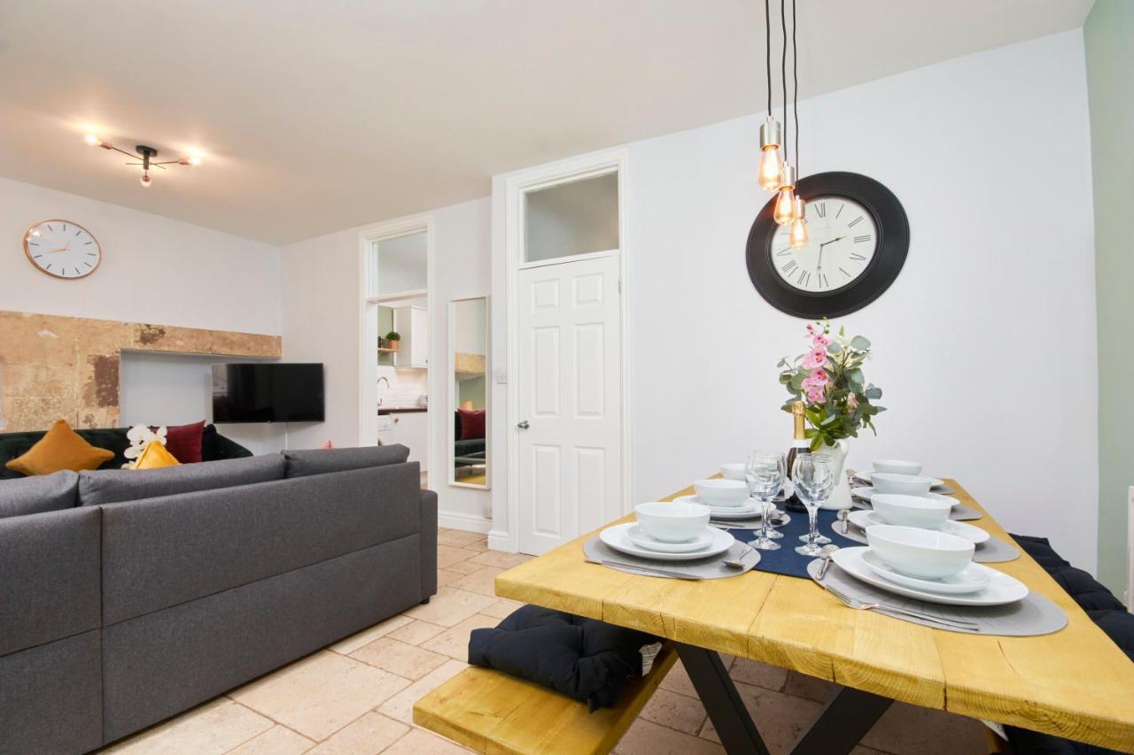 Wonderful Apartment in Bath wGarden - Sleeps 8 Buitenkant foto