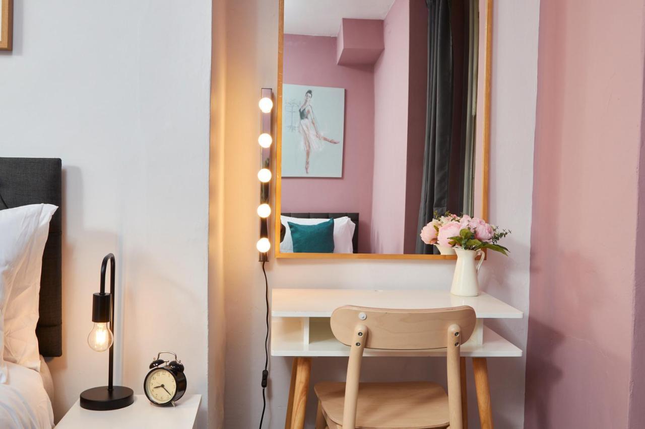 Wonderful Apartment in Bath wGarden - Sleeps 8 Buitenkant foto
