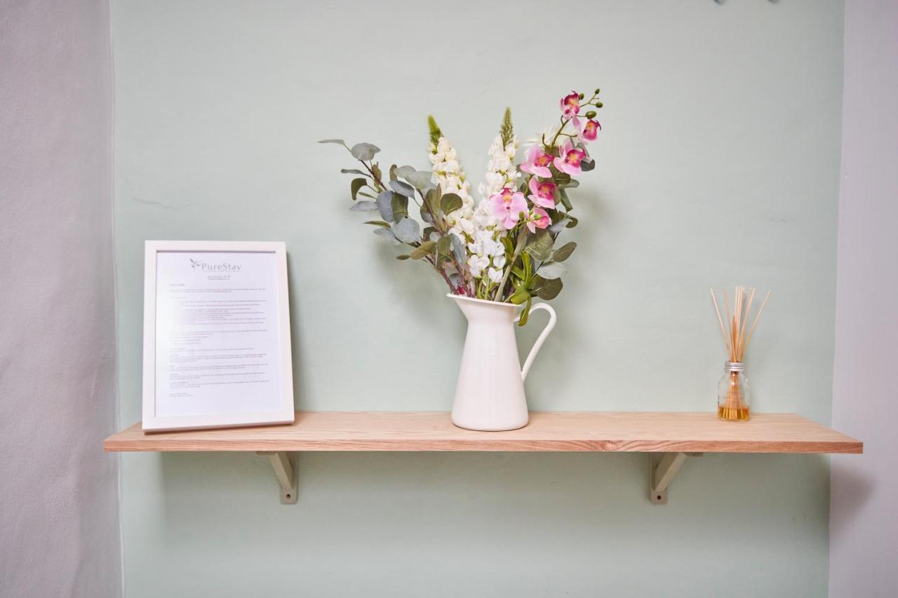 Wonderful Apartment in Bath wGarden - Sleeps 8 Buitenkant foto
